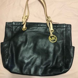 Large Micheal Kors Bag